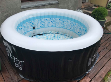 How to Detect A Leak In An Inflatable Hot Tub